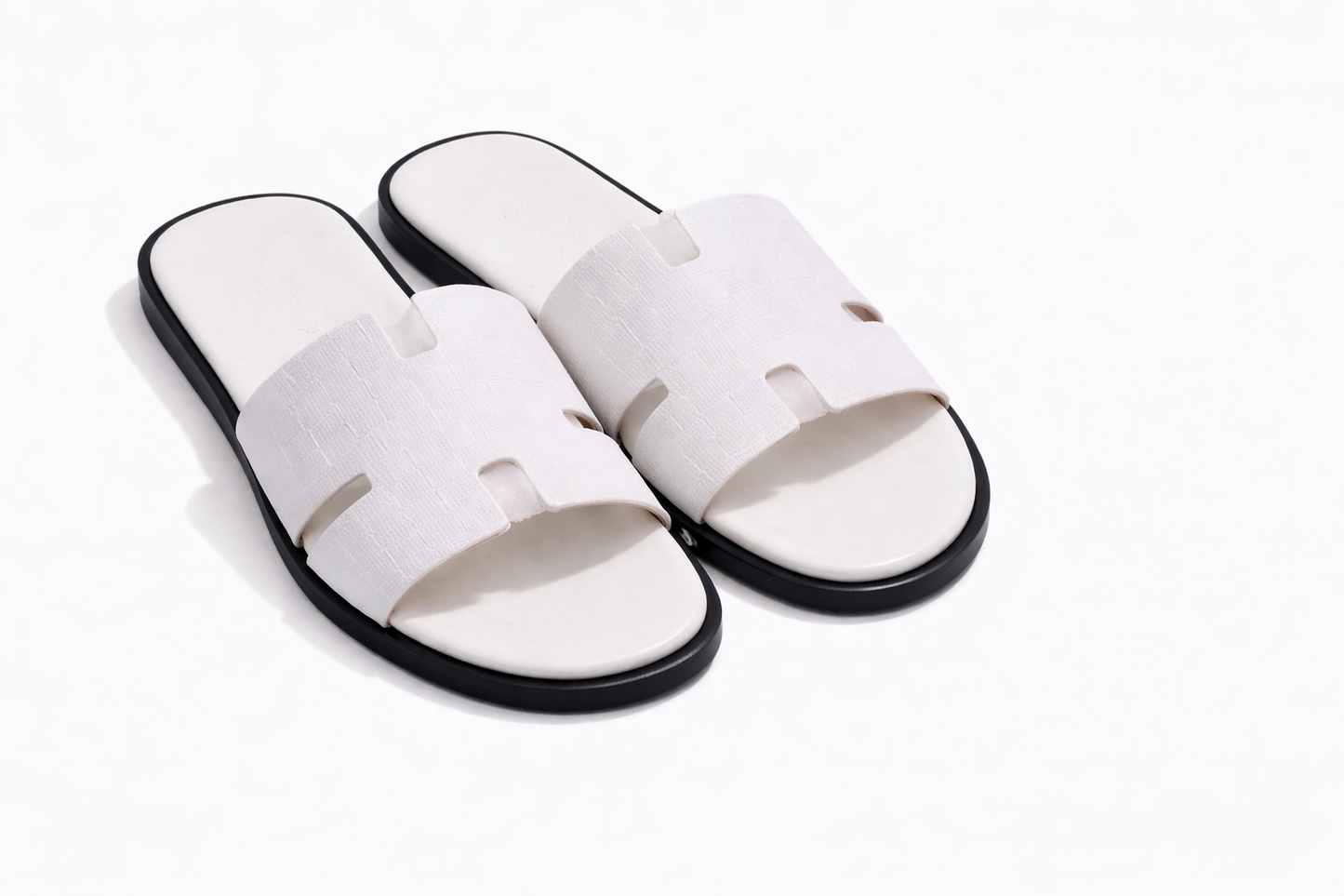 Luxury White Slide Sandals – Comfortable Minimalist Summer Style